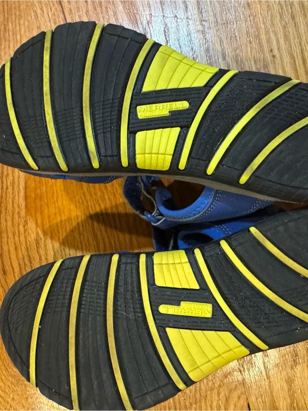 Merrell Kids Navy Blue and Lime Green Hook-and-Loop Sandals